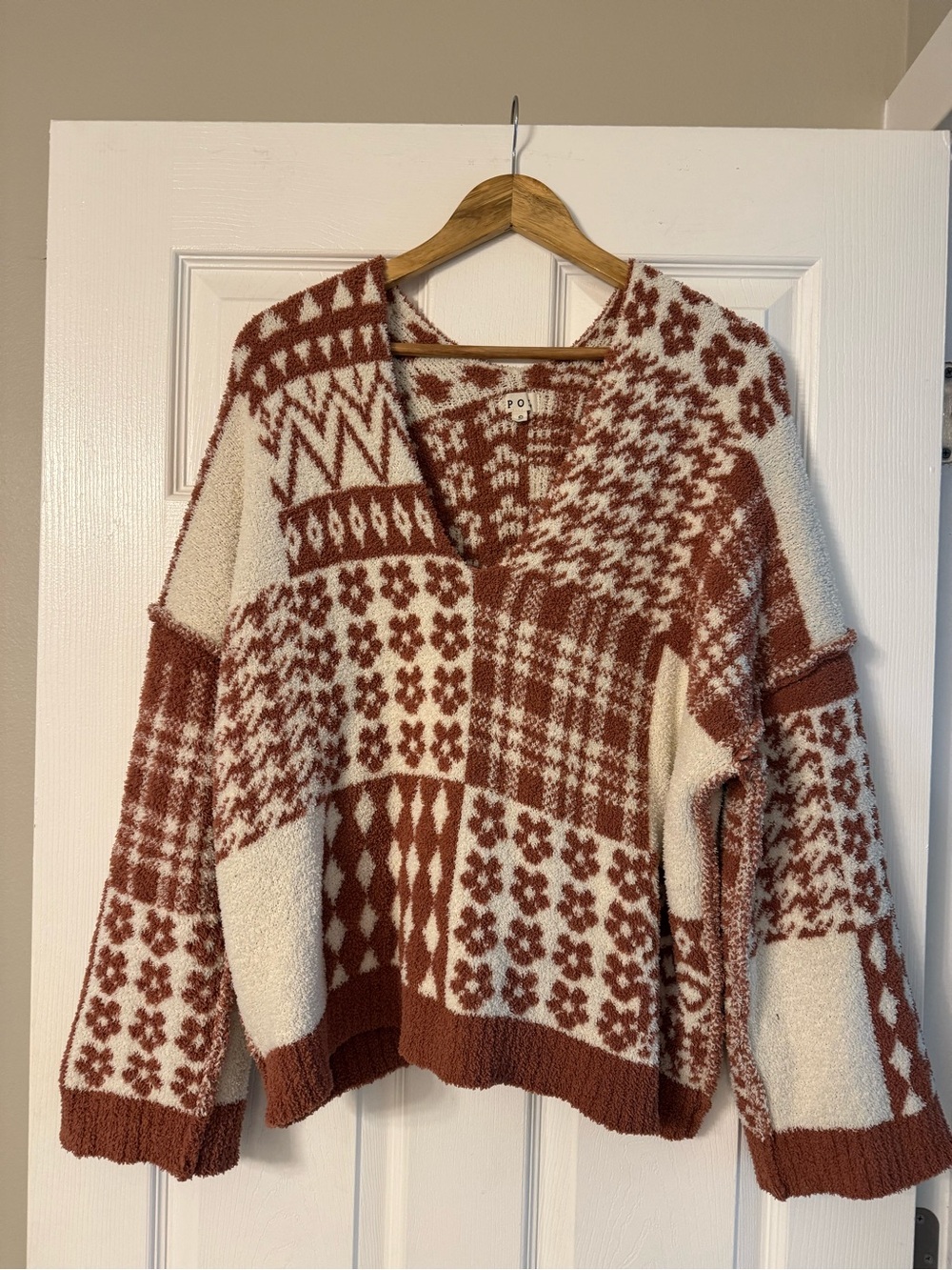 POL Orange & White Cozy Floral Oversized Sweater Size Small